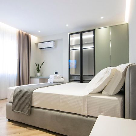 Mina Luxury Rooms Tirana Buitenkant foto