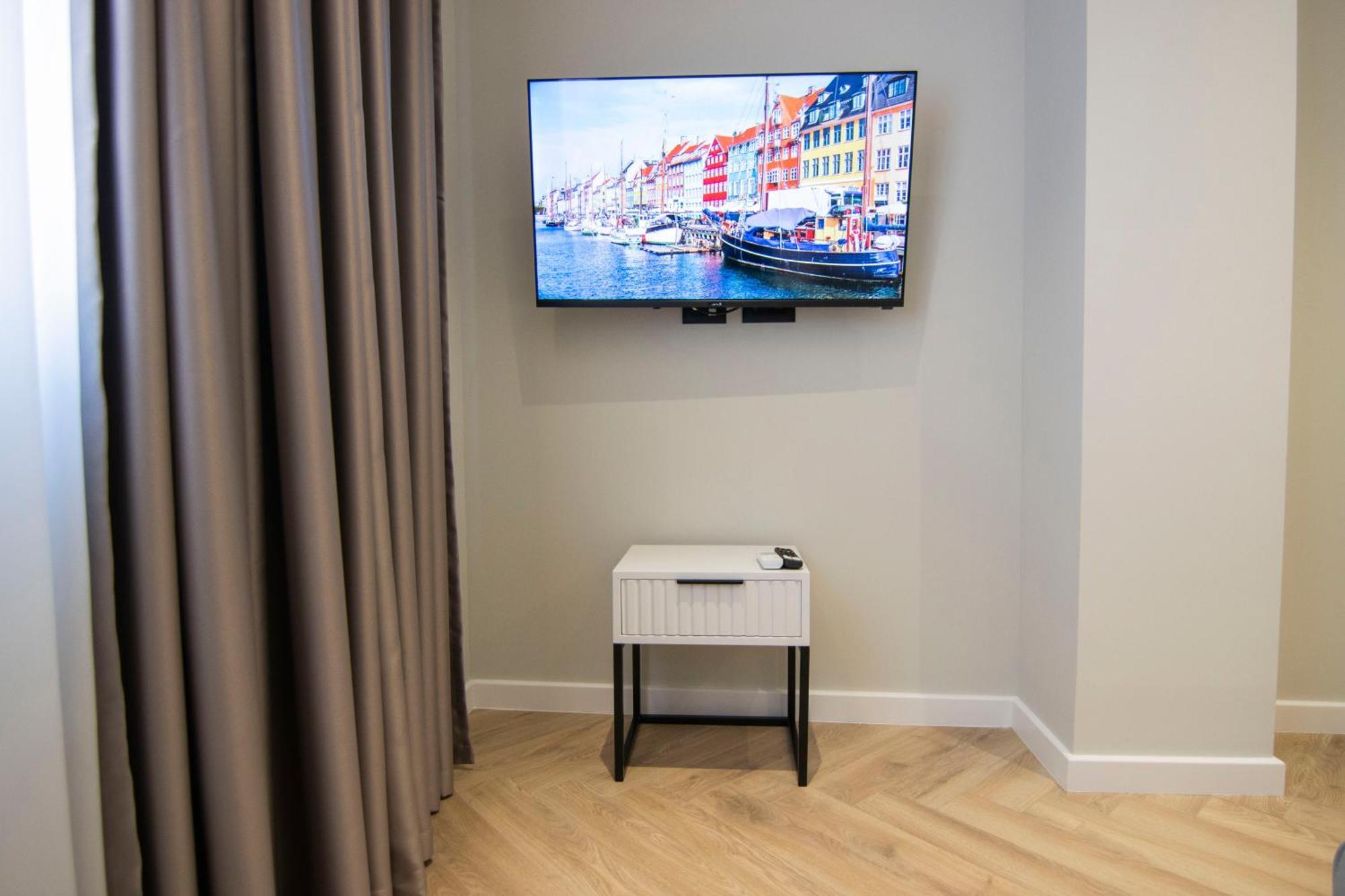 Mina Luxury Rooms Tirana Buitenkant foto