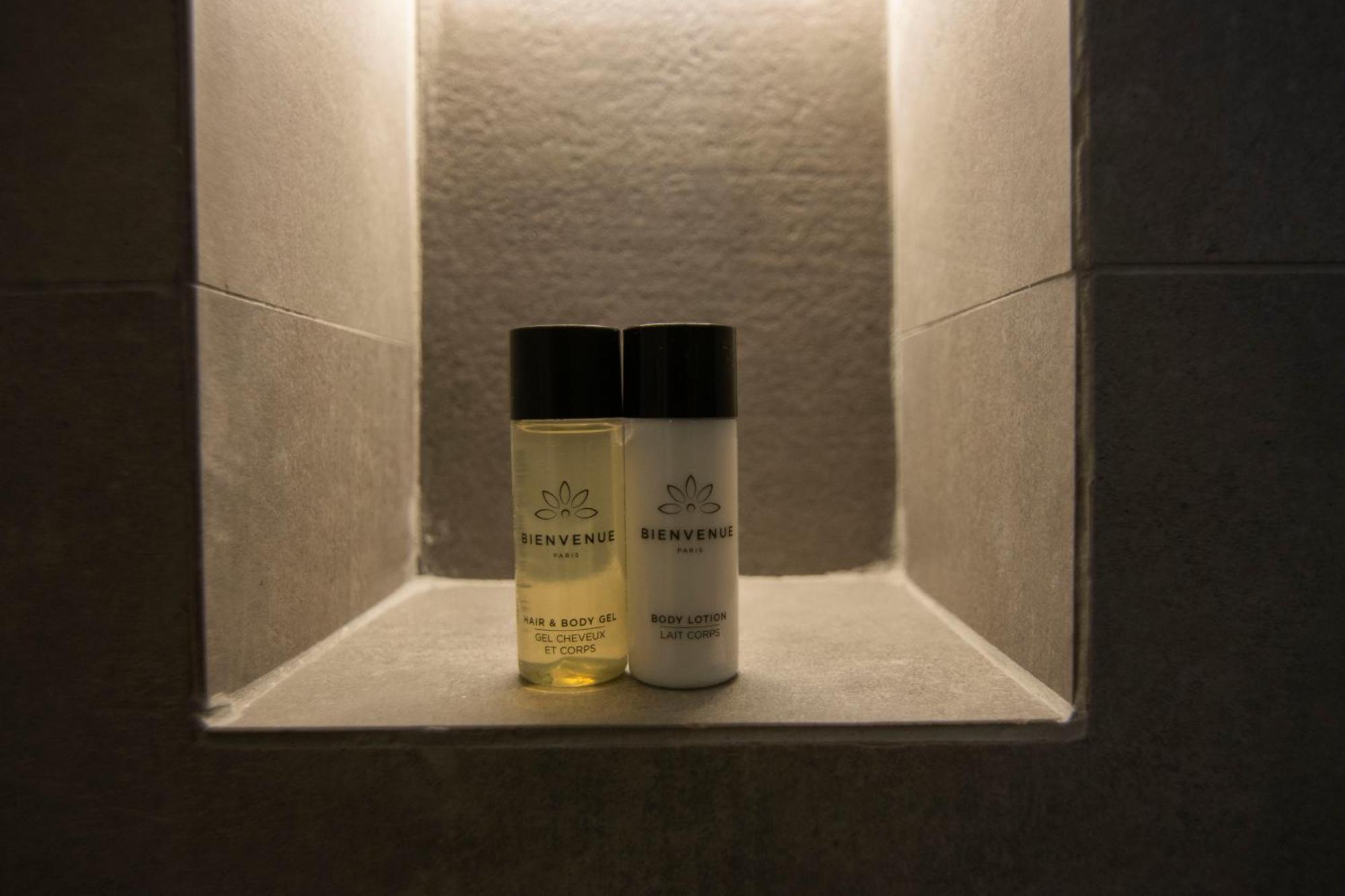 Mina Luxury Rooms Tirana Buitenkant foto