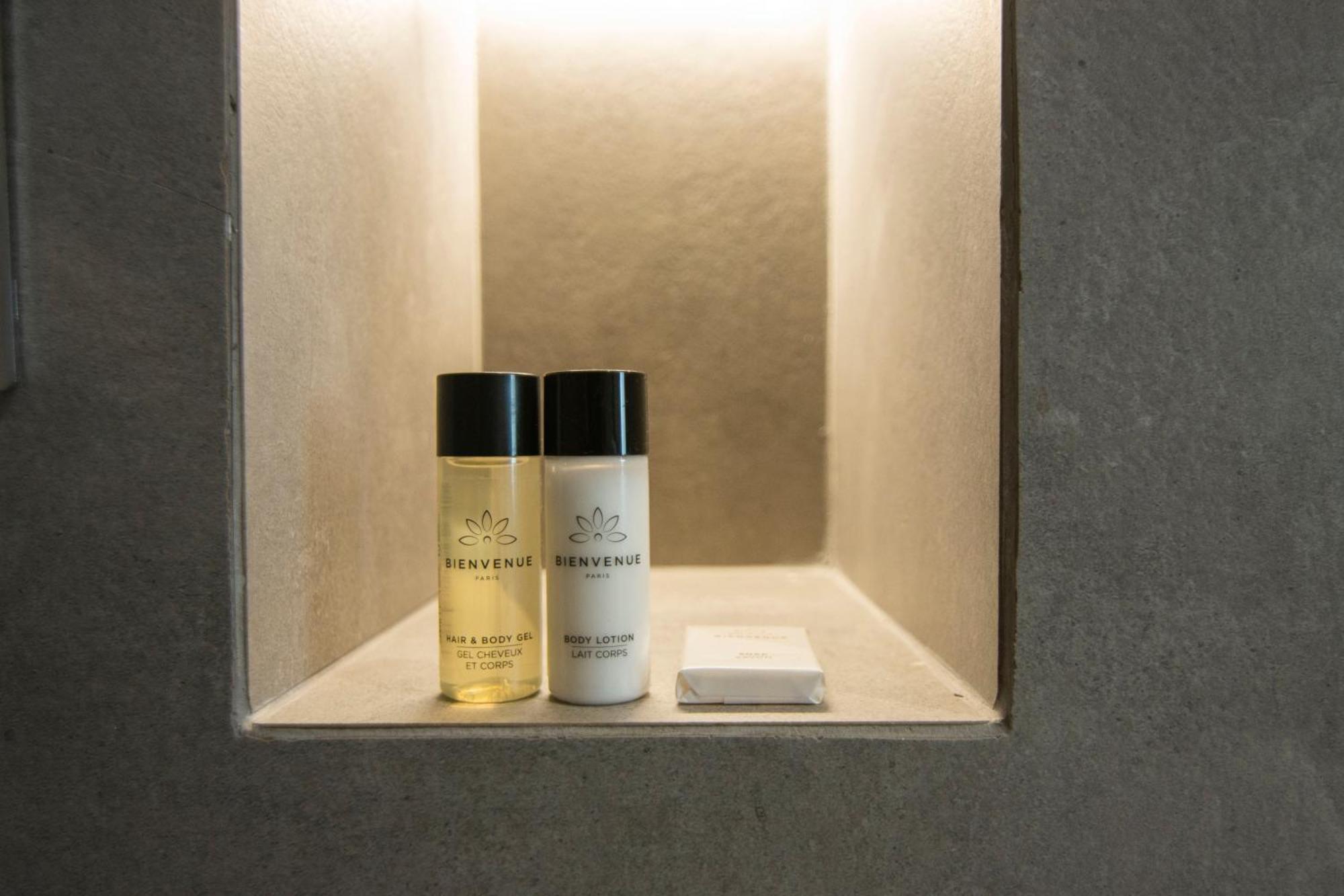 Mina Luxury Rooms Tirana Buitenkant foto